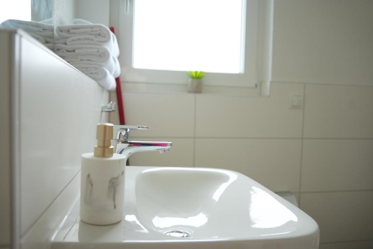 Exklusive Neubauwohnung Mit Wundervoller Aussicht Naehe Europapark Und Rulantica Burgheim Ngoại thất bức ảnh